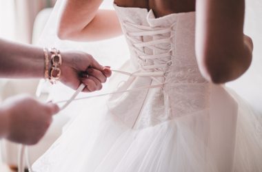Porter une robe de mariée pour son mariage