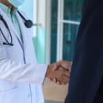 Comment contacter un médecin de garde dans sa région ?