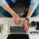 Portage salarial ou auto-entrepreneur : quel statut choisir pour se lancer ?