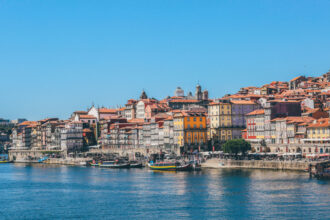 Portugal : les 4 meilleurs sites pour réserver des voyages alliant authenticité et confort